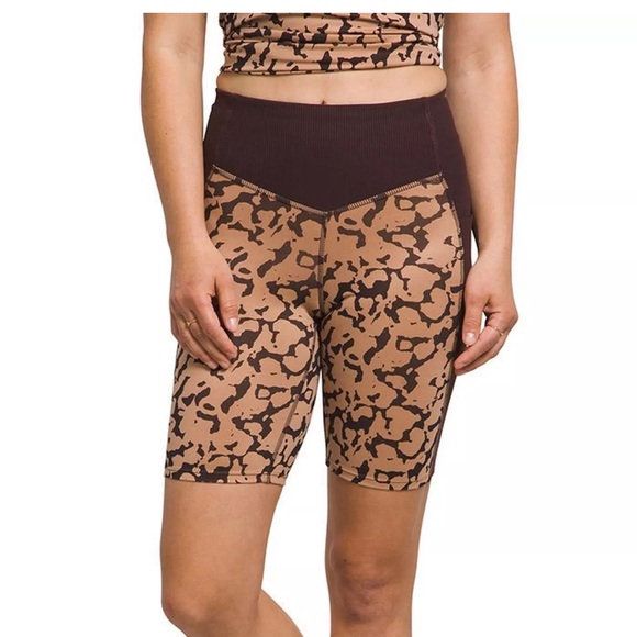 The North Face Women's Dune Sky 9" Tight Short - Picture 1 of 12